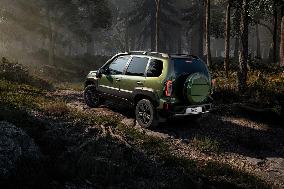 Lada Niva Travel