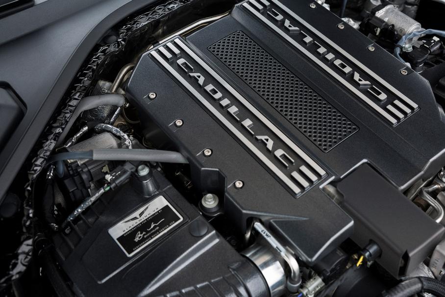 Крутота по-американски: Cadillac празднует 120 лет