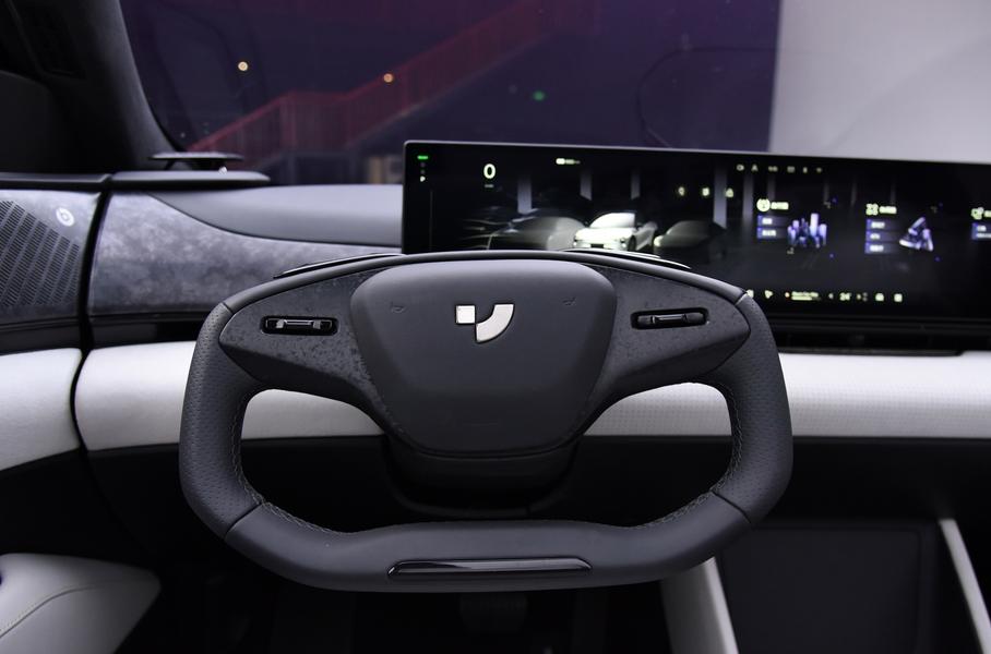 Pобомобиль Baidu получил «лунную» версию