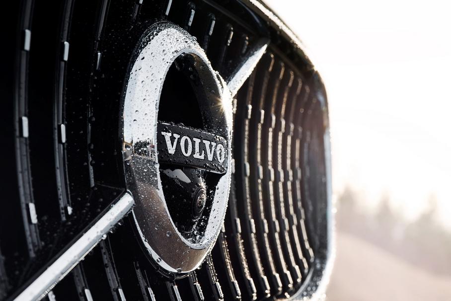 Volvo готовит субкомпактный кроссовер на платформе Geely