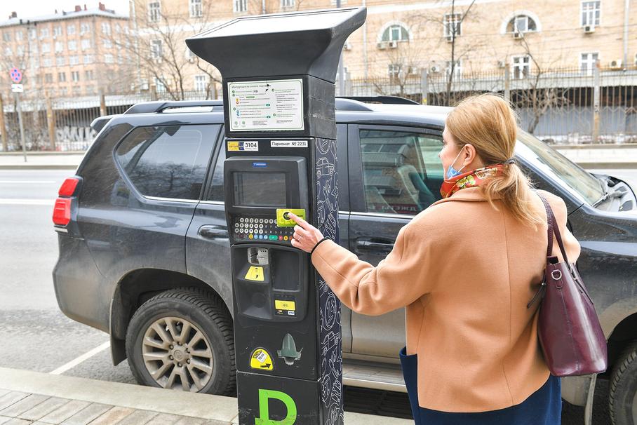 В Москве изменится стоимость парковки и эвакуации автомобиля
