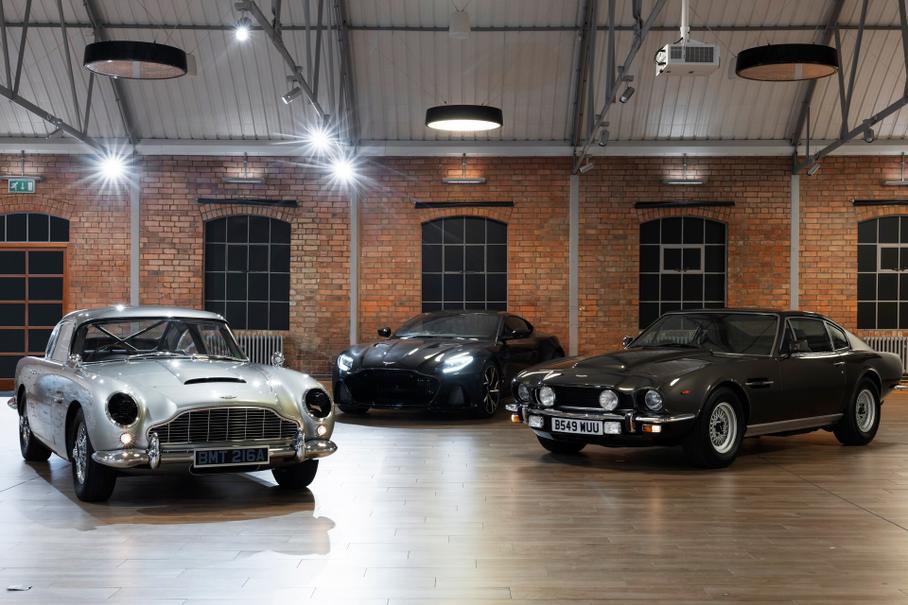 Два Aston Martin из «бондианы» продали на аукционе