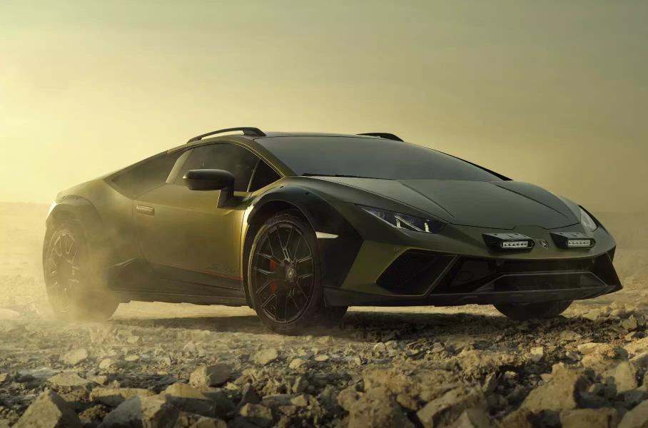 Внедорожный суперкар Lamborghini, мощные Audi RS 6 и RS 7, а также гиперкар De Tomaso: главное за неделю