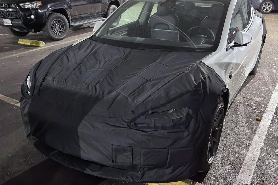 Tesla изменит дизайн Model 3