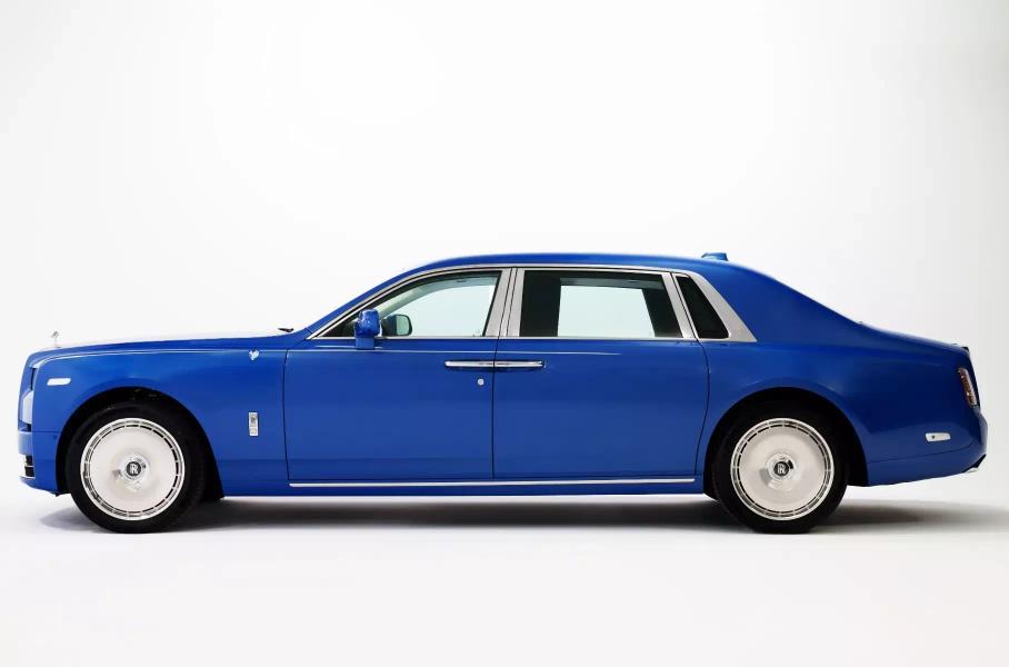 Самый быстрый в мире автомобиль, большой кроссовер Lexus и уникальный Rolls-Royce: главное за неделю