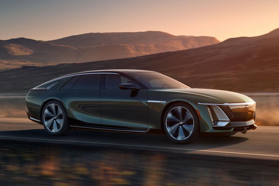 Cadillac объявил об ажиотажном спросе на новый флагман