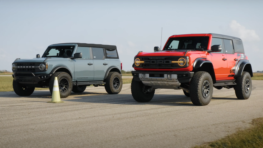 Ford Bronco Raptor и Hennessey VelociRaptor 400 сразились в дрэг-рейсинге
