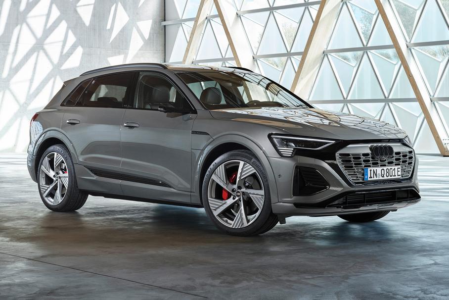 Audi Q8 55 e-tron quattro