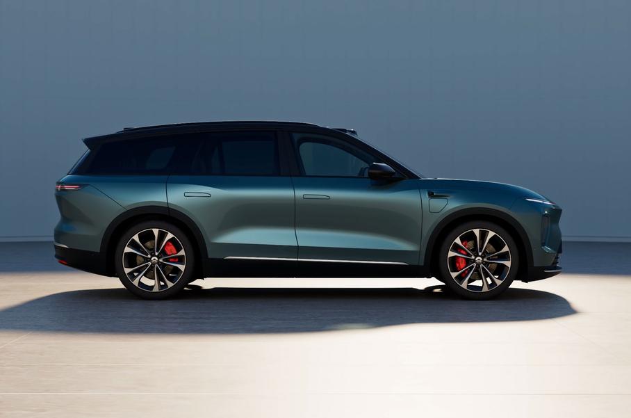 Nio представила два новых электрокроссовера
