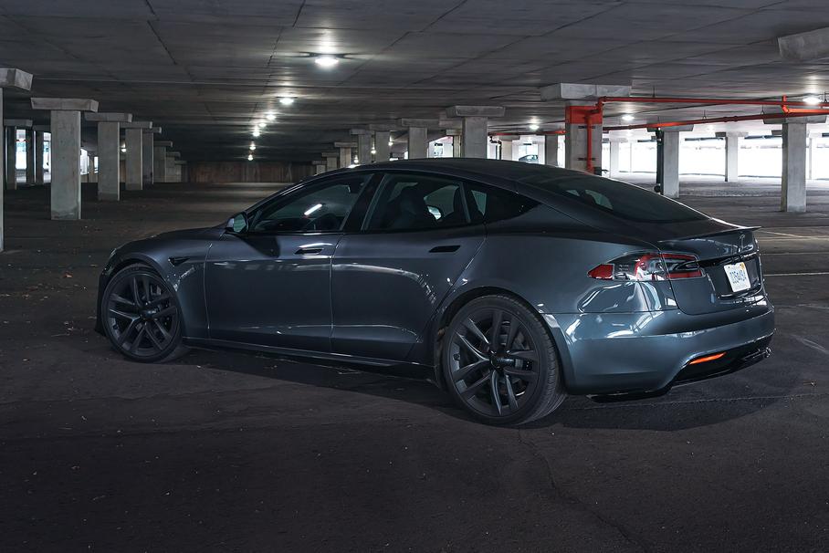 Батарея Tesla Model S отказалась заряжаться на морозе