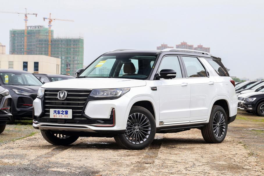 Стартовали российские продажи пятиметрового кроссовера Changan