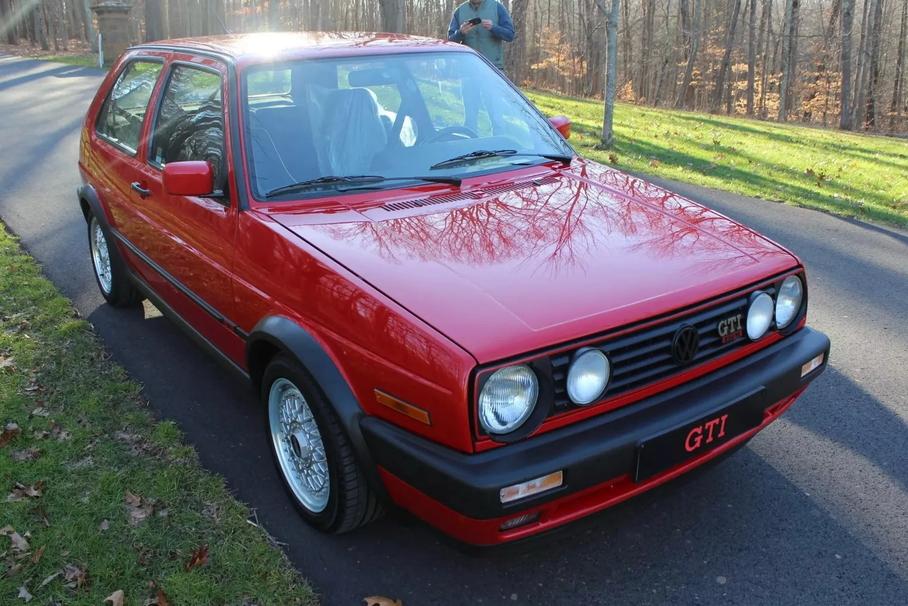 31-летний Volkswagen Golf пустили с молотка по рекордной цене