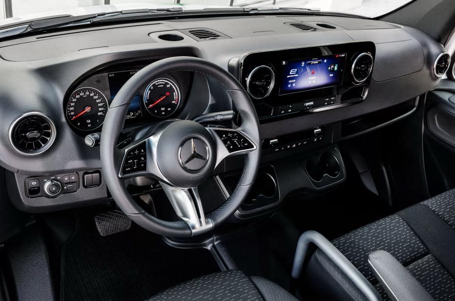 Обновленный Mercedes-Benz eSprinter впечатлил автономностью