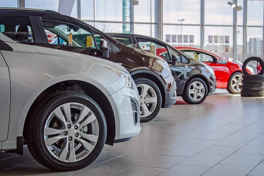 Семь из восьми россиян выбирают подержанный автомобиль, а не новый
