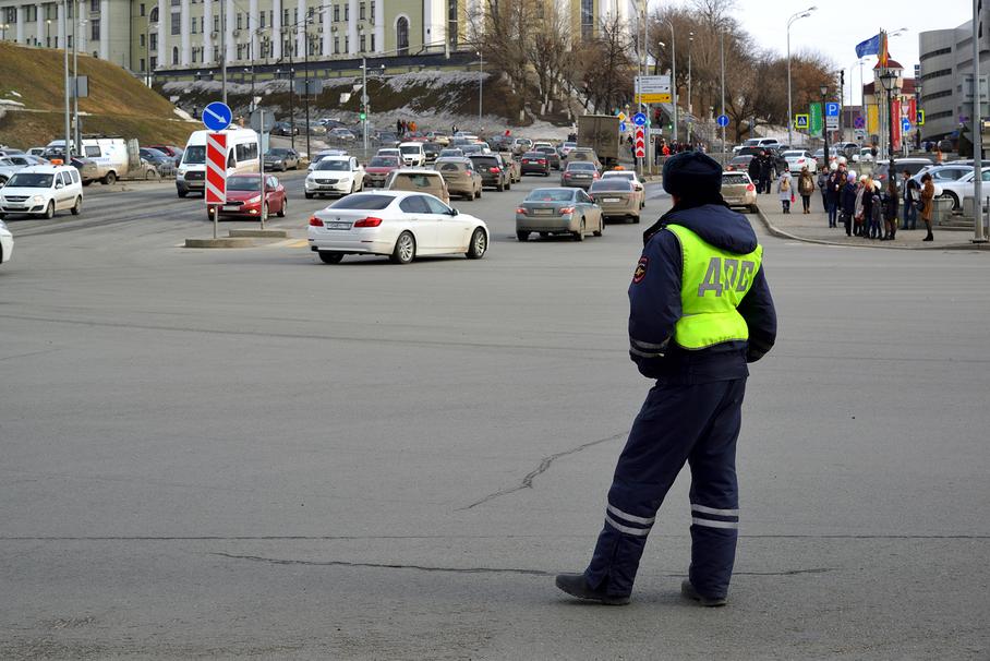 В России хотят заменить часть штрафов за нарушения ПДД предупреждениями