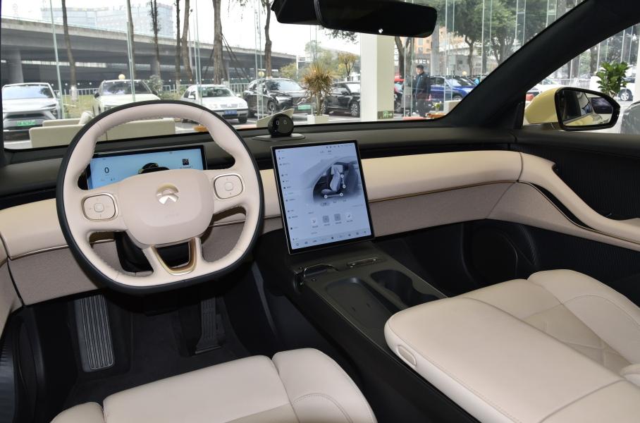 Интерьер Nio ET5