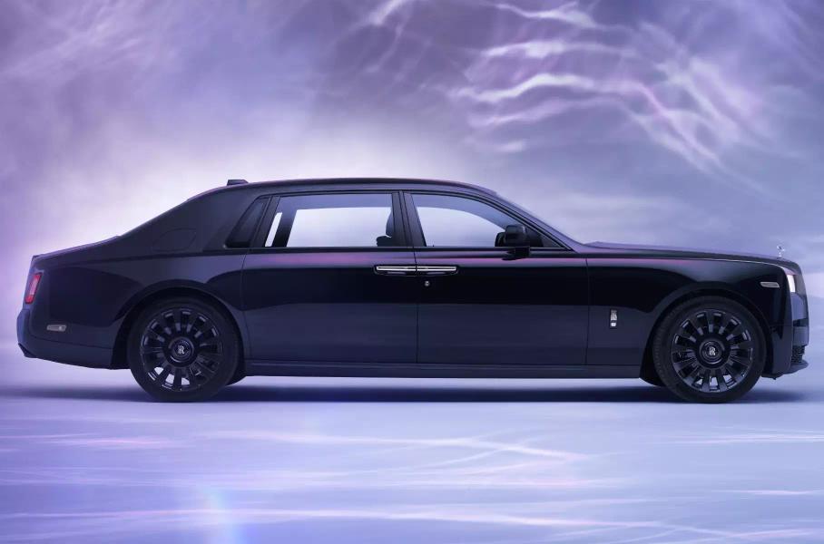Обновлённые Tesla Model S и Model X, новый интерьер Exeed VX и самый сложный Rolls-Royce: главное за неделю