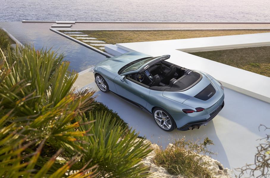 Ferrari Roma стал кабриолетом