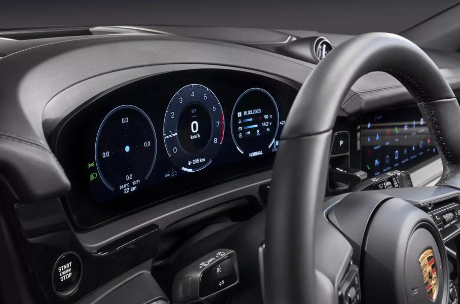 Новый гиперкар Lamborghini, обновлённая Hyundai Sonata и рестайлинг Porsche Cayenne: главное за неделю