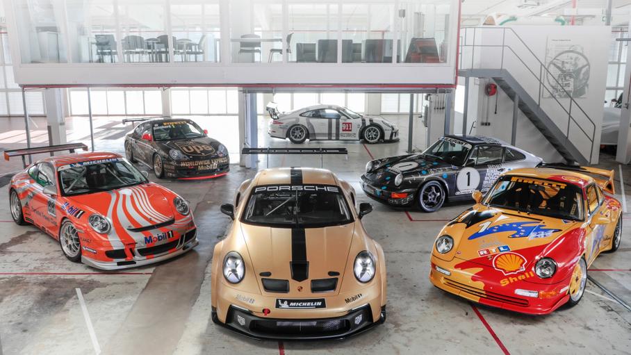 Porsche сделала VIP-версию гоночного 911