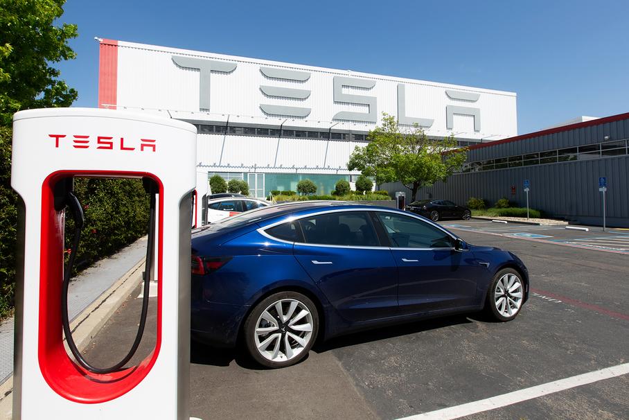 Записи с камер Tesla несколько лет поступали сотрудникам компании. Даже с машины Илона Маска