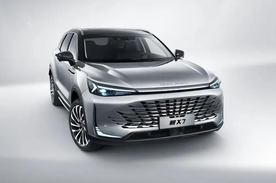 Кроссовер BAIC X7 обновился перед приходом в Россию