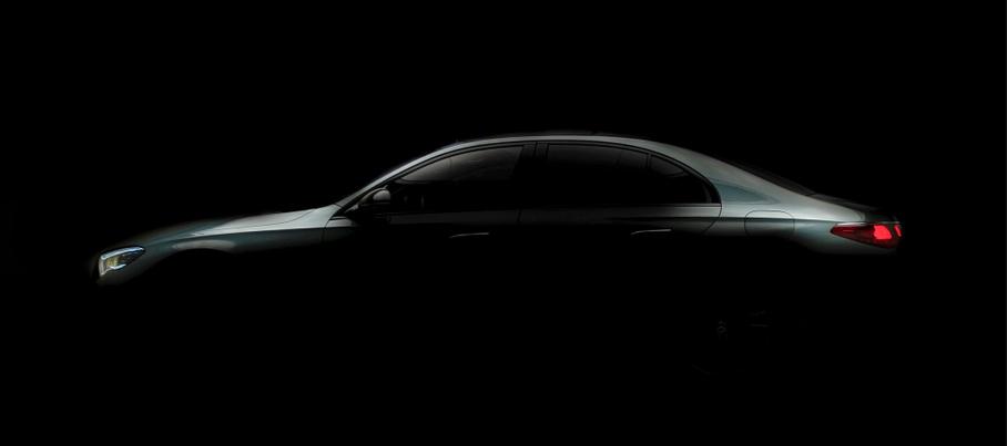 Mercedes-Benz рассекретил дату премьеры нового E-Class