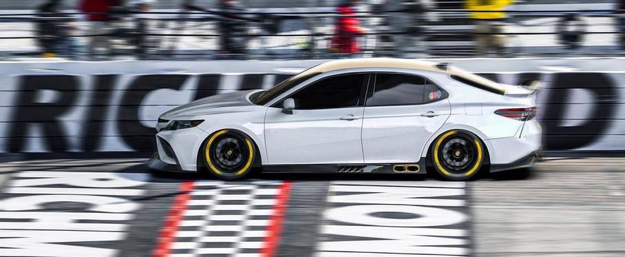 Toyota Camry получит версию в стиле гоночного автомобиля NASCAR
