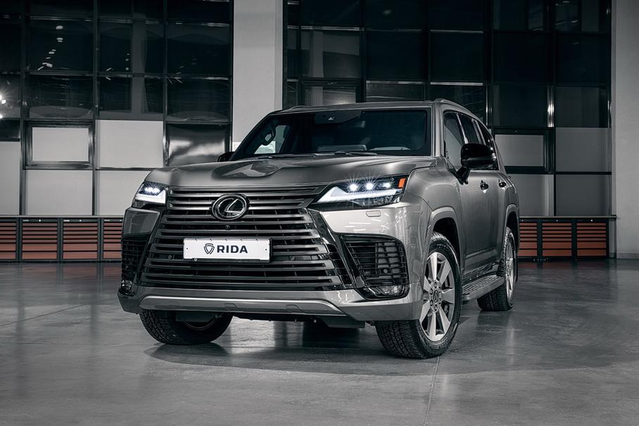 В России сделали роскошный броневик на базе нового Lexus LX