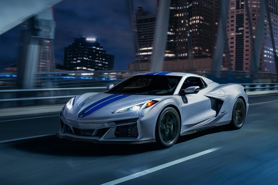 Новому Corvette E-Ray запретили участвовать в клубных гонках