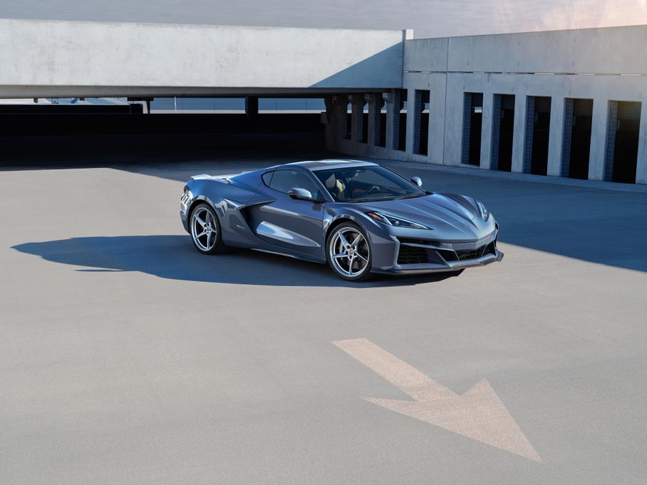 Гибридному Chevrolet Corvette E-Ray вернули право участия в трек-днях