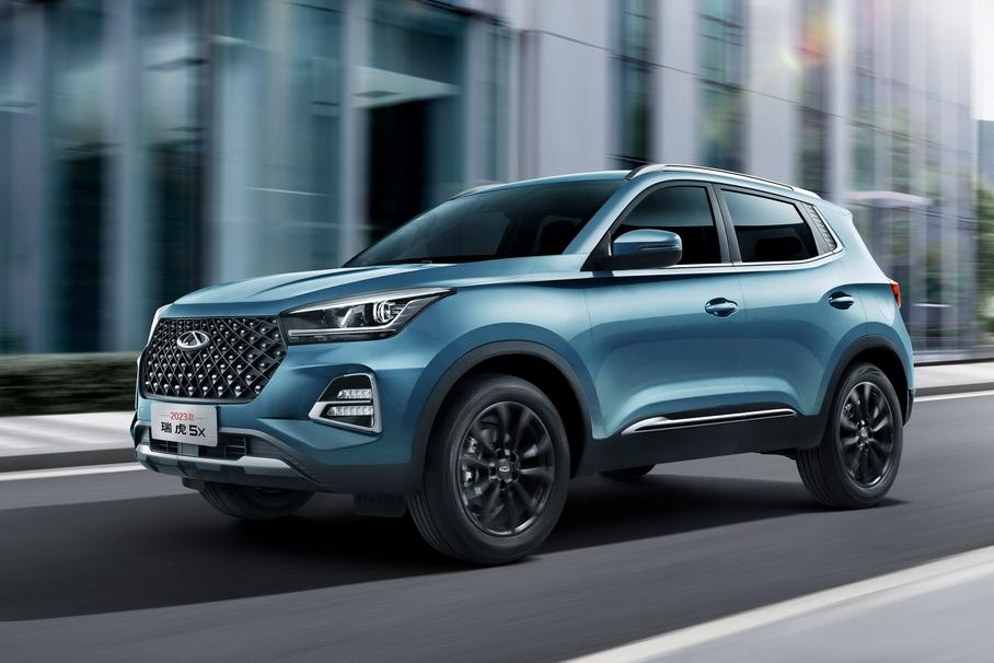 Chery добавила новый «атмосферник» кроссоверу Tiggo 4 Pro