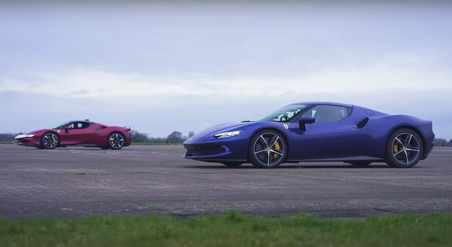 Видео: гонка двух гибридных суперкаров Ferrari с моторами V6 и V8
