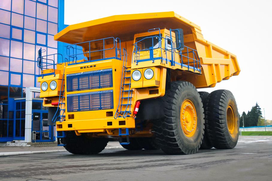 БелАЗ-75184