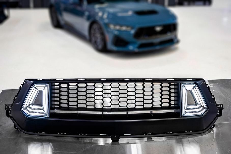 Для Ford Mustang нового поколения подготовили тюнинг-кит
