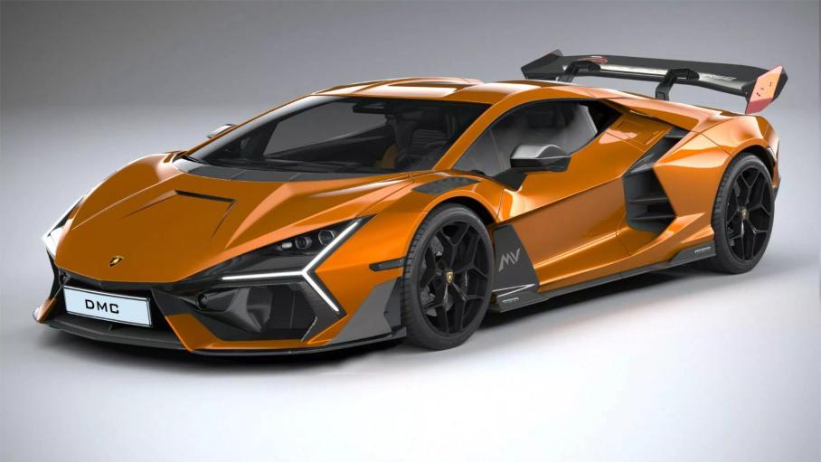 Новейший супергибрид Lamborghini Revuelto получил первый тюнинг