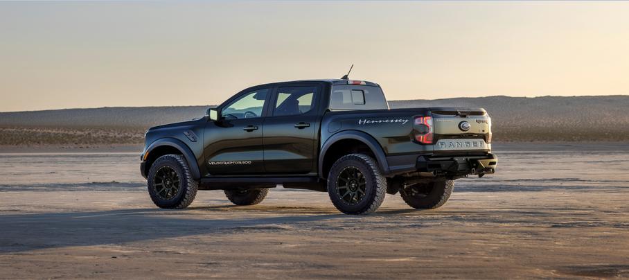 Ford Ranger Raptor сделали самым мощным среднеразмерным пикапом