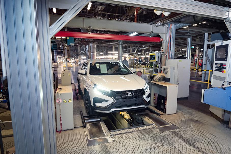 Автомобили Lada будут собирать заключенные