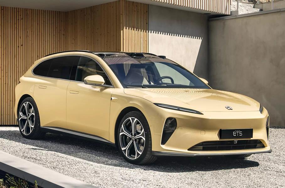 Электросуперкар Mercedes-Benz, обновлённый Land Rover Discovery Sport и новый рекорд гиперкара Koenigsegg: главное за неделю
