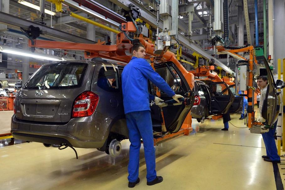 Глава АвтоВАЗа назвал число заключенных, которые станут собирать Lada