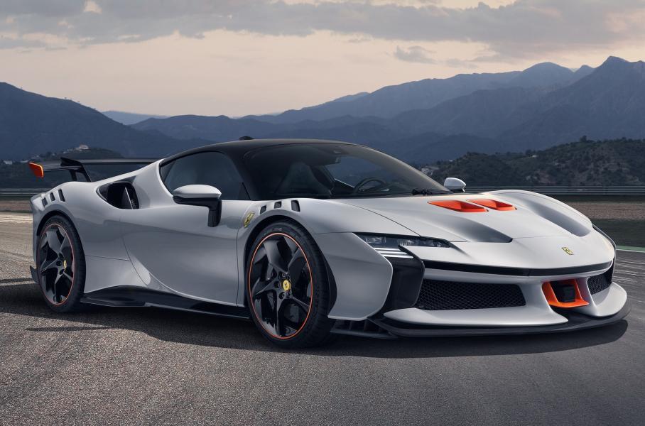 Представлен 1030-сильный супергибрид Ferrari SF90 XX