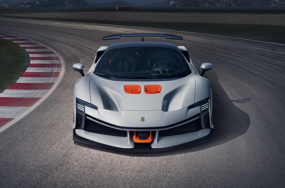 Представлен 1030-сильный супергибрид Ferrari SF90 XX