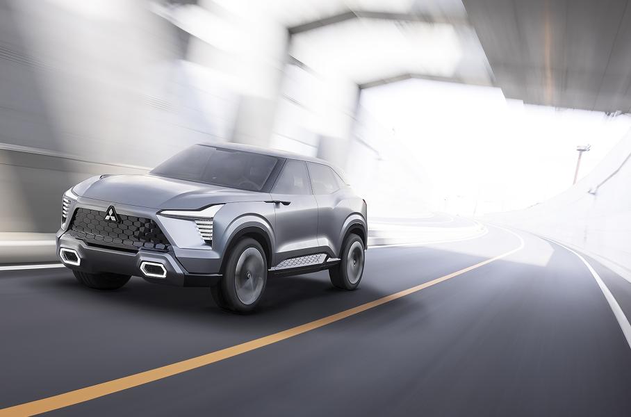 Mitsubishi XFC Concept