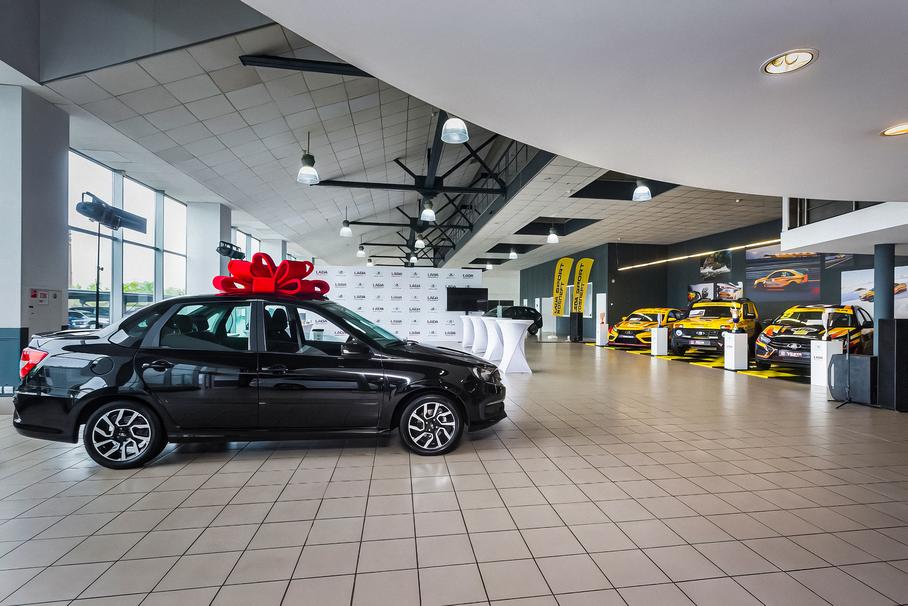 В России появился первый дилерский центр Lada Sport