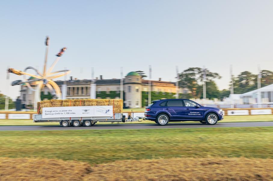 Bentley Bentayga стала самым быстрым автомобилем с прицепом