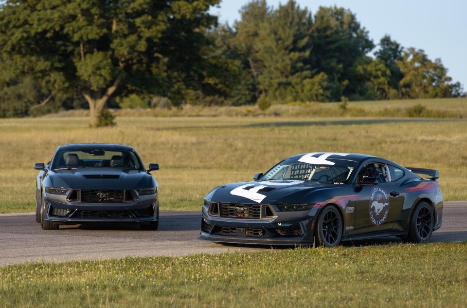 Ford представил «тёмную лошадку»: трековый Mustang с V8