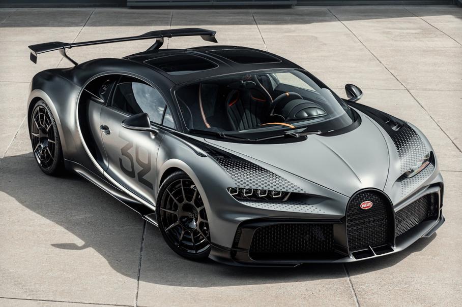 Bugatti построила уникальный Chiron Pur Sport в честь легендарного Луи Широна
