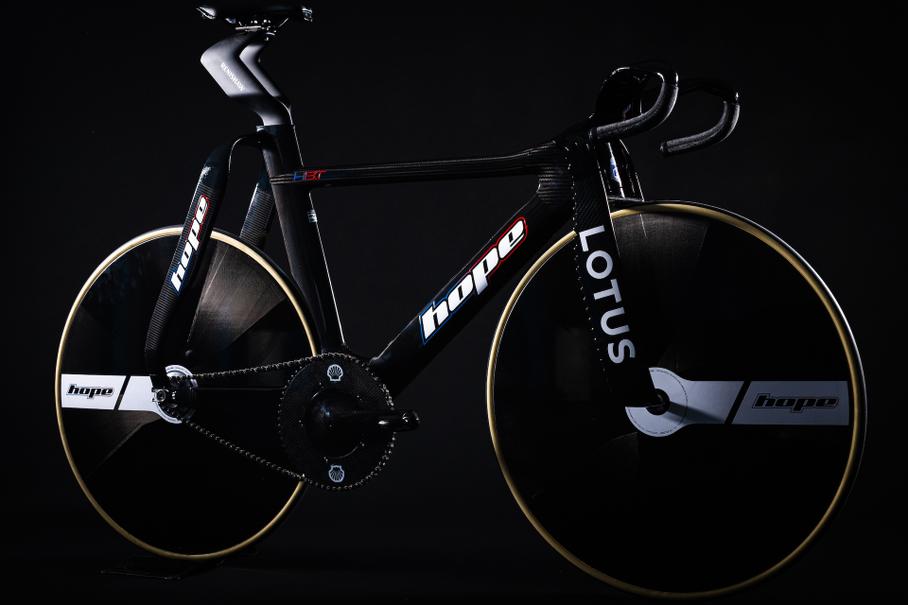 Lotus построил карбоновый велосипед для Олимпиады