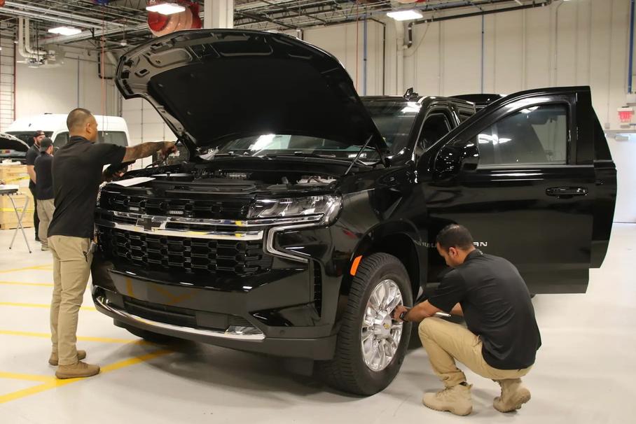 Представлен новый броневик Chevrolet для сотрудников Госдепа США