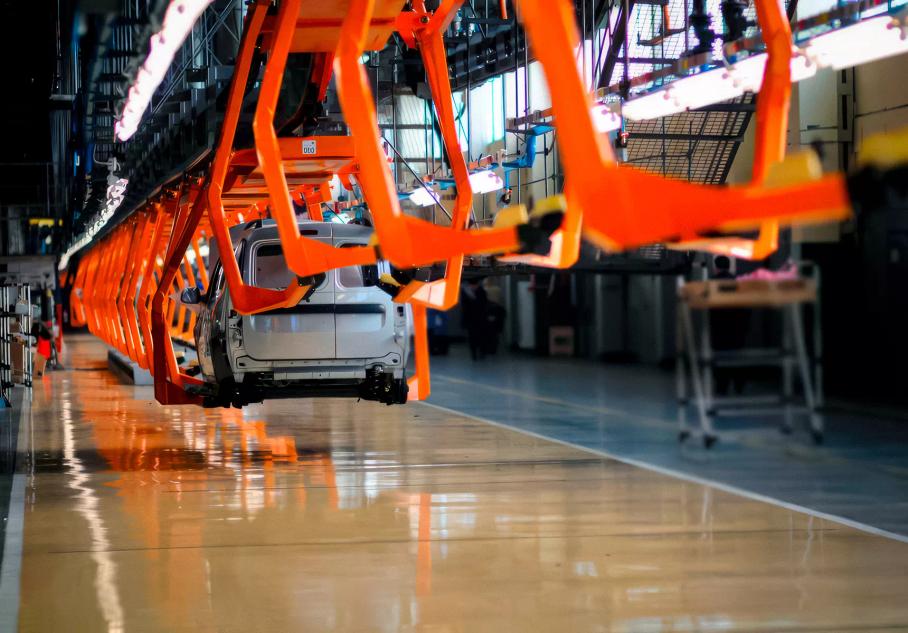 АвтоВАЗ выпустит небольшую партию универсалов и фургонов Lada Largus